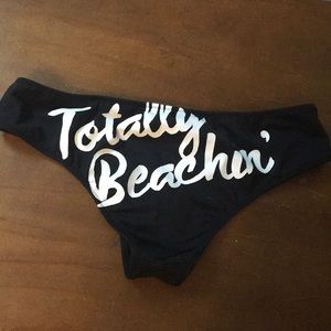 black bikini bottoms🔥🔥